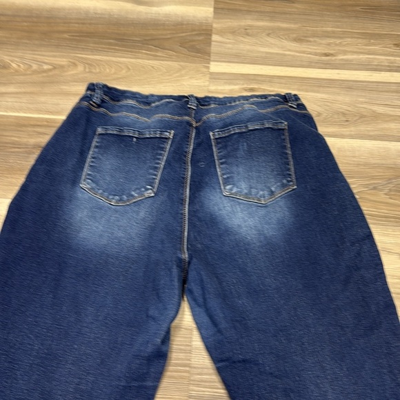 YMI Blue Denim Jeans - Size 16 - Picture 9 of 9